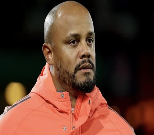 孔帕尼谈轮换：有人问球员们能否踢满每场比赛当然不可能