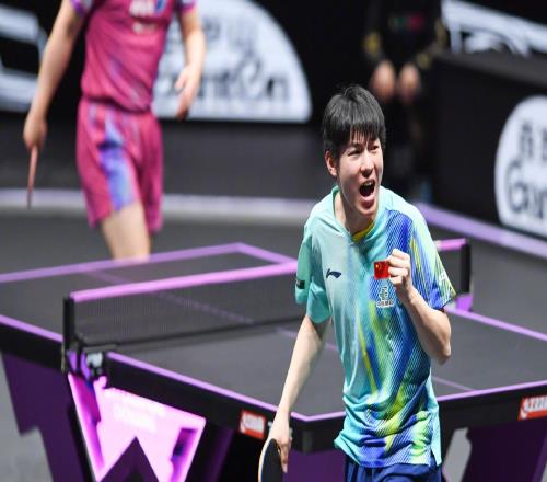 4-2淘汰张本智和！国乒19岁1米86新星崛起冲冠：单局21-19太刺激
