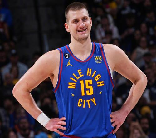 NBA今日里程碑！库里创神级纪录，SGA追平威少，约基奇超越奥尼尔