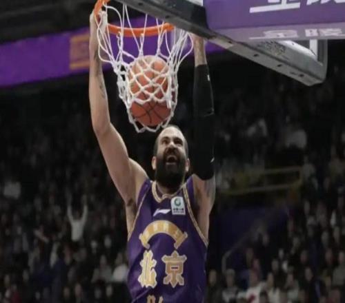 张庆鹏：里勒和邹雨宸今晚带伤出战，我们要向辽宁多学习