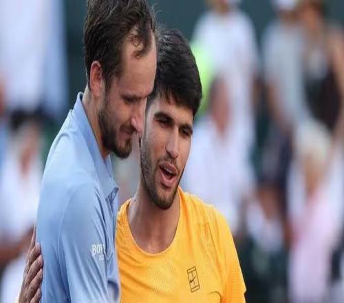 阿卡遭梅总复仇，历史开季连胜纪录都是被谁终结？