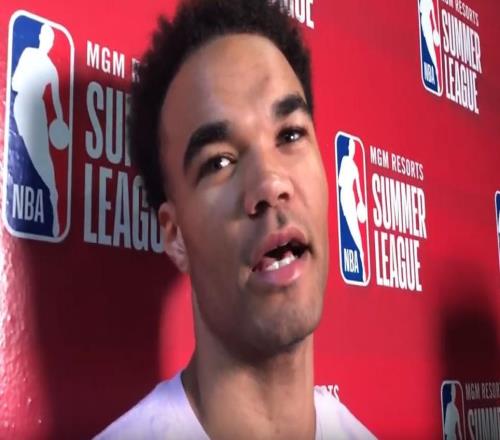 被埋没的天才！NCAA的得分王，却得不到培养，27岁被NBA淘汰！