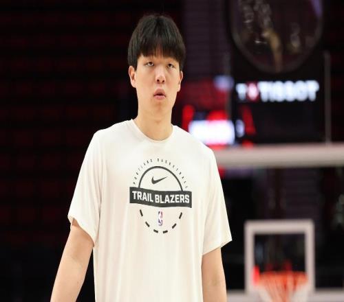 杨瀚森轰16分各界说啥打服美媒，宋翔强调三分，媒体人大谈悟性