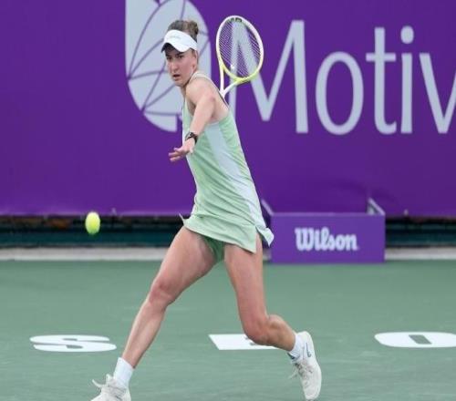 WTA首尔站：斯瓦泰克送蛋2-0横扫克雷吉茨科娃，闯入四强