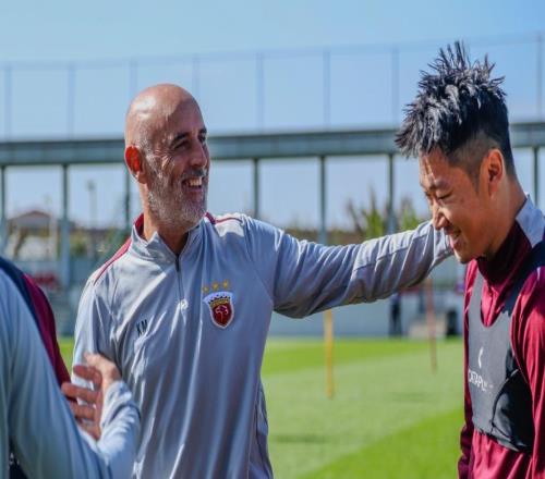 中超大结局！上海海港实现三连冠，梅州客家和长春亚泰降级