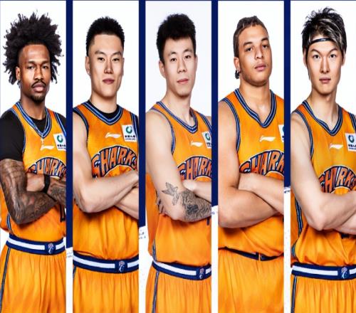 CBA又杀出一黑马！反超广东升至第3，辽宁输32分，送卫冕冠军登顶