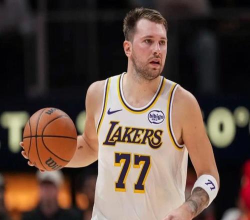 湖人102122老鹰！东契奇两人拒绝采访，艾顿赛后一番话证明2事实