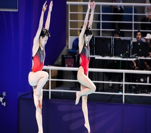 广东队陈艺文/林珊摘得全运会女子双人3米跳板冠军