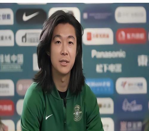 抢手！中国男足4大悍将转会，1人曾打服日本球队，如今成自由球员