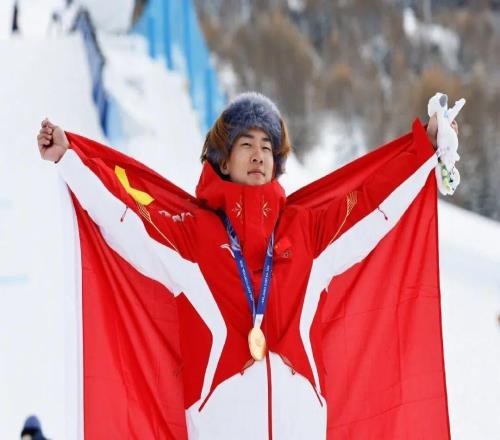 苏翊鸣和徐梦桃  不一样的夺冠历程  一样的未来目标