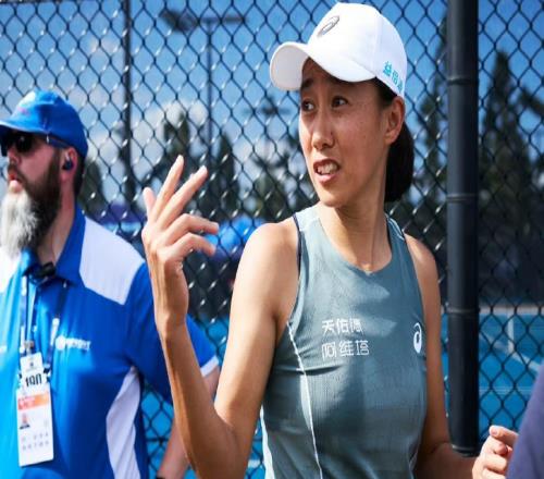 时隔9年重返布里斯班正赛即面临大考，张帅还能“帅”得起来？