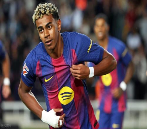 西甲最新积分战报巴萨击败升班马止住颓势差皇马5分升回前2