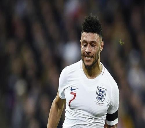 阿尔特塔谈张伯伦随队训练：他不仅积极阳光，也是球员的榜样