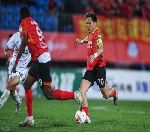 中甲冠军冲超后巨变！曝金靴+助攻王或离队27场28球外援公开摊牌