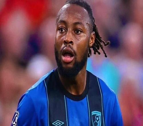 天空体育：曼联和曼城正全力争夺从伯恩茅斯签下塞门约