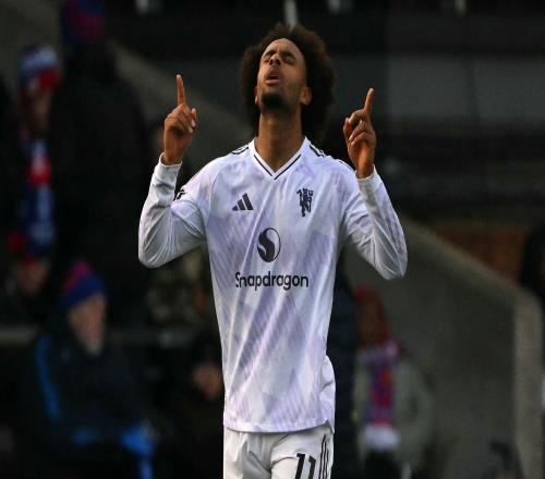 懂球帝X咪咕英超第12轮最佳进球：另辟蹊径，齐尔克泽零角度破门