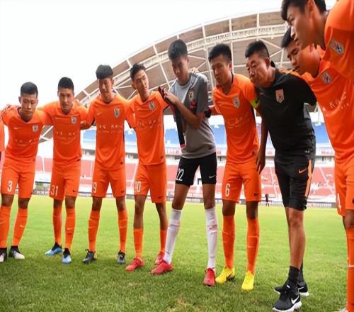 云南玉昆有望成新赛季中超大黑马，已准备引进多名强援，值得期待