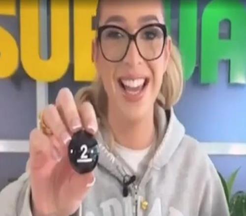 网红参加女足英联杯抽签发表反热刺言论，英女超联盟被迫道歉