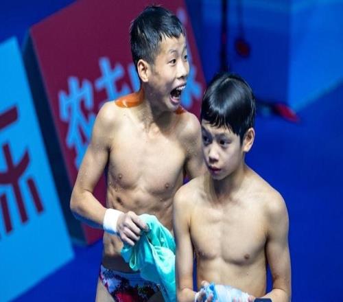 深圳健儿闪耀十五运会跳水赛场 男、女将合力助广东队卫冕