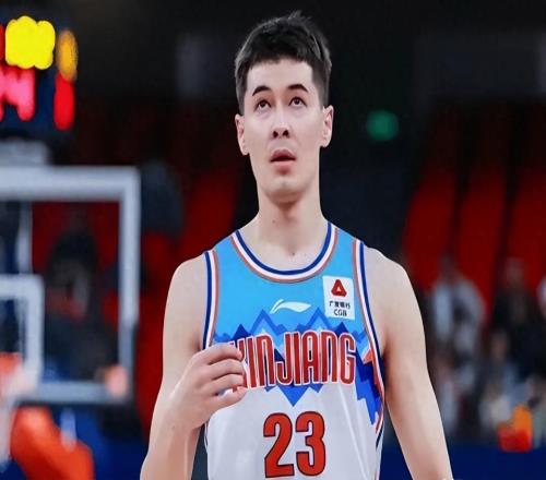 新疆男篮已4连败，球队目前仍没有回暖的迹象，接下来怎么办