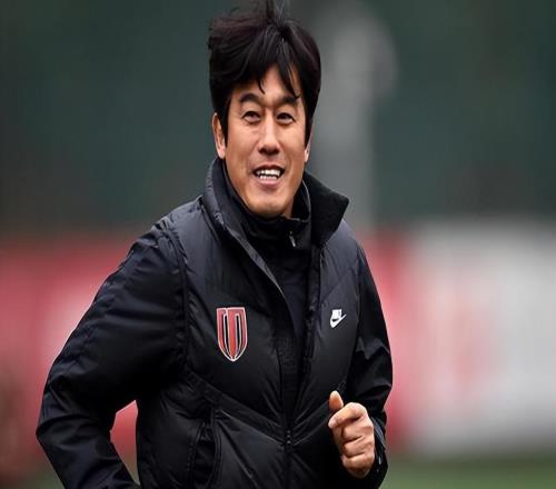 中超刚一结束，成都蓉城就同时迎来3个大喜讯，明年争冠有戏了