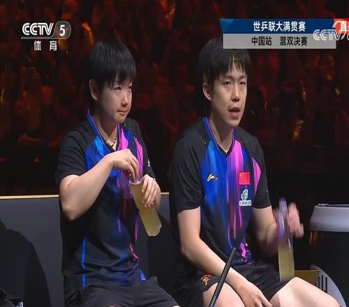 王楚钦/孙颖莎3-0战胜黄友政/陈熠，夺得中国大满贯混双冠军