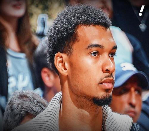 湖人vs马刺伤病报告：文班缺席东詹领衔冲四强克勒贝尔出战成疑