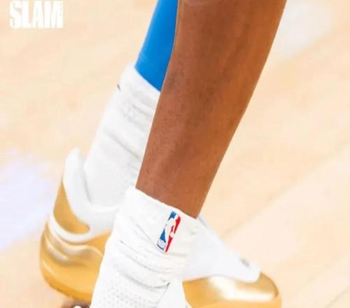 NBA揭幕战上脚！多双冠军限定战靴扎堆亮相！