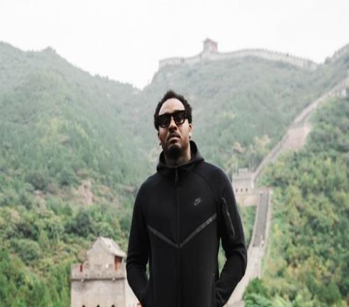 感受中华文明魅力！约翰沃尔晒组照打卡中国万里长城！