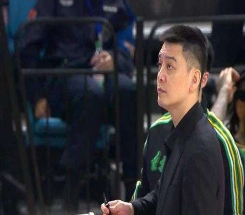 8强对阵出炉！2场堪称硬仗，2场大概率一边倒，辽篮出局令人惋惜