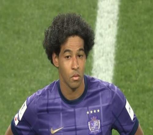 01，申花亚冠排名仅高于海港路易斯中柱+丢单刀3锋线难堪大用