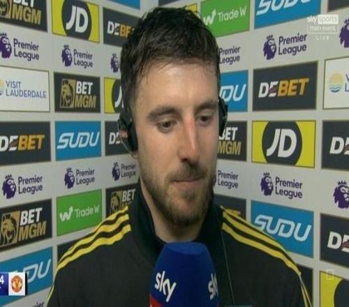 芒特：我们对下半场表现感到满意和B费一起踢球是一种享受