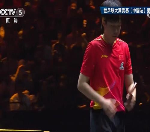 WTT中国大满贯：王楚钦3-2战胜雷德齐姆斯基，晋级16强