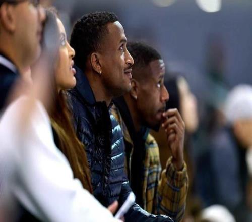 时隔2234天KHL重返中国！上海龙主场首秀1-2惜败，福帅创三重历史