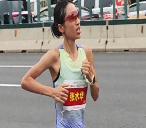呼吁开除“最快女护士”？这样的言论越界了