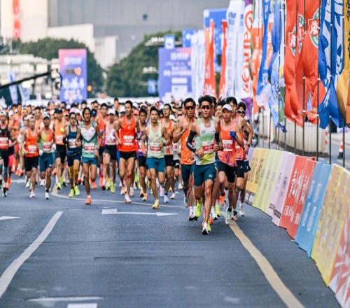 产品力遇上城市特色，361°在马拉松赛道上跑出新范式