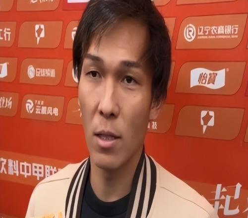 中超升班马迎来大喜讯！王牌中场指挥官自愿留队，保级吃下定心丸