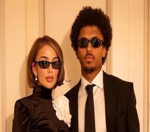 图片报：阿德耶米是曼联引援目标，他的妻子希望去欧洲大城市