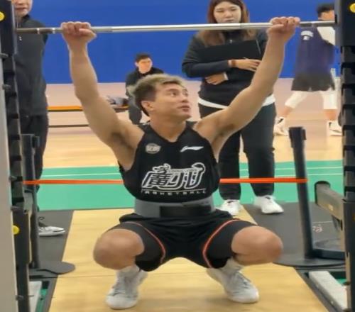 郭艾伦体测数据出炉！满分项证明他并未作秀，但是还有两关必须过