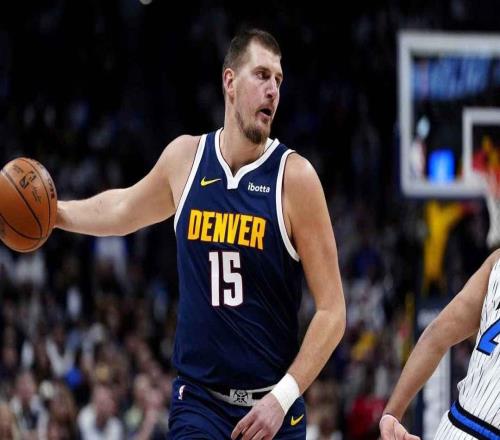 神，约基奇史诗般的近3场比赛表现，在NBA历史上前所未有