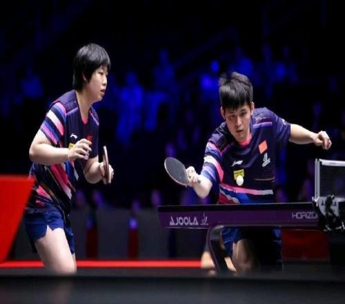 林诗栋/蒯曼3-0战胜约内斯库/斯佐科斯，晋级混双决赛