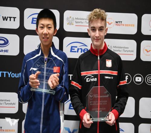 勇夺双冠！国乒14岁新星崛起：外公带他入门，看齐王楚钦林诗栋？