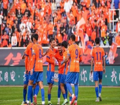 体坛记者：瓦科去留可能性相同，有西亚、东南亚球队有意签他