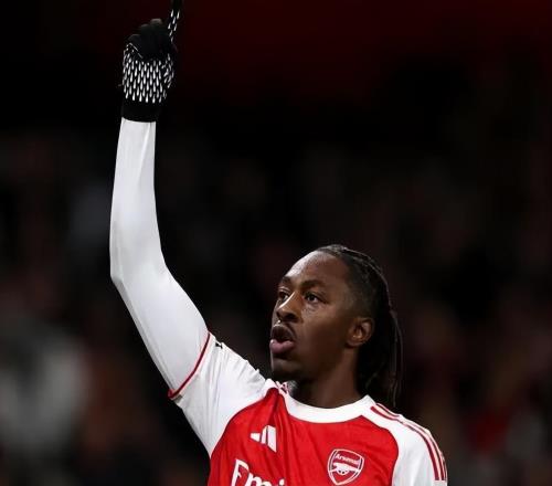 英超第12轮结束了9场比赛，最新积分榜如下！