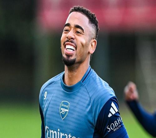 热苏斯重返训练场，球迷：当他复出后就像阿森纳签了个新援