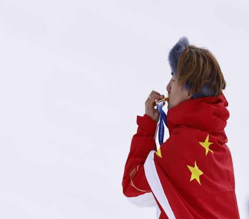 苏翊鸣夺得中国代表团米兰冬奥首金