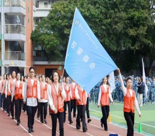 赛场逐光国防铸魂 罗外实验举行校园体育文化节暨田径运动会