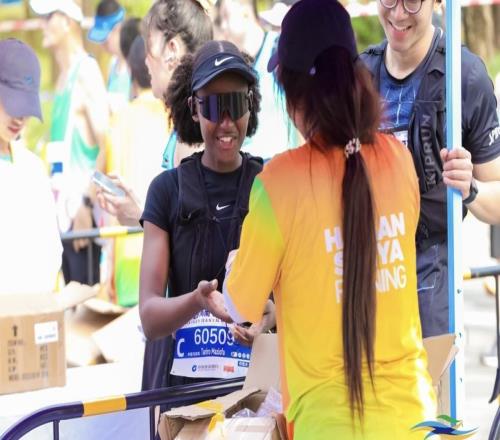 深一度｜海南封关后的首场A类马拉松，释放了哪些积极信号