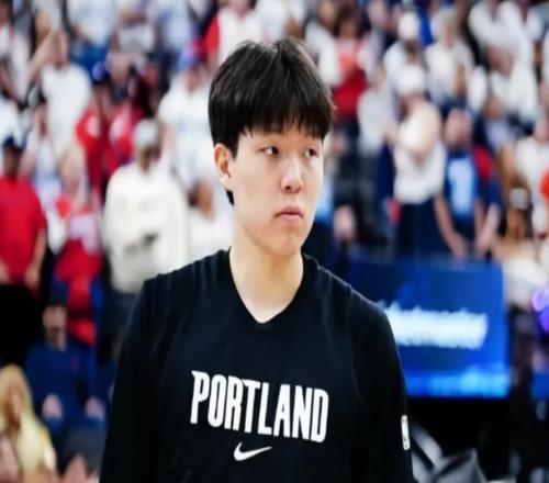 开拓者官宣！杨瀚森正式回归，结束额外加练