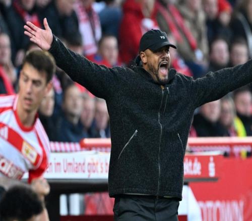 第93分钟绝平，凯恩绝境救主，德甲霸主爆冷，连胜终结